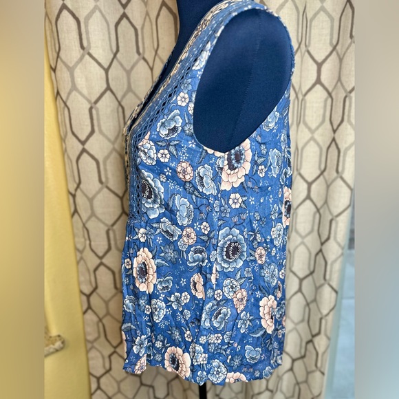 EUC Spell & the Gypsy Collective Navy Blue Zahara Sleeveless Blouse - Picture 10 of 16